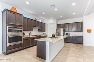 7931 S Desert Indigo Dr, Tucson, AZ 85747 - Photo 12