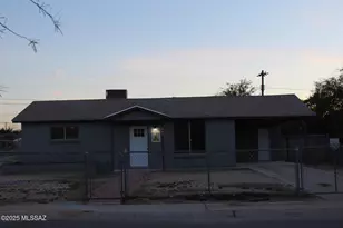 801 W Calle Aragon, Tucson, AZ 85756 - Photo 2