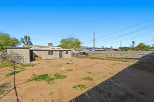 817 W Glenn St, Tucson, AZ 85705 - Photo 34