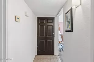 230 N Camino del Vate, Green Valley, AZ 85614 - Photo 10