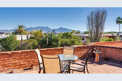 230 N Camino Del Vate, Green Valley, AZ 85614 - Photo 2