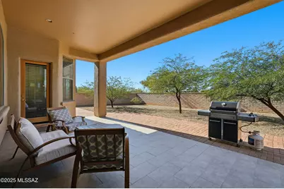 12687 N Red Eagle Drive, Oro Valley, AZ 85755 - Photo 10