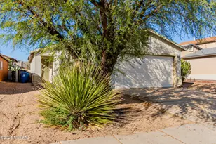 7374 S MESSALA Ct, Tucson, AZ 85746 - Photo 2