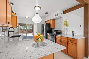 2735 N Park Ave, Tucson, AZ 85719 - Photo 10