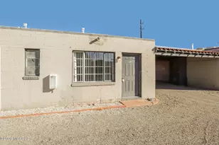 302 W Flores St, Tucson, AZ 85705 - Photo 2