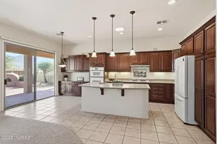 37303 S Vista Park Dr, Saddlebrooke, AZ 85739 - Photo 4