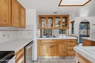 11201 E Hash Knife Cir, Tucson, AZ 85749 - Photo 10