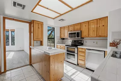 11201 E Hash Knife Circle, Tucson, AZ 85749 - Photo 12