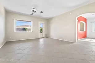 7649 S Pacific Willow Dr, Tucson, AZ 85747 - Photo 6