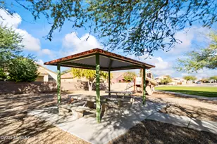 7649 S Pacific Willow Dr, Tucson, AZ 85747 - Photo 28