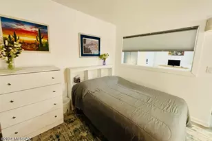 1810 E Blacklidge Dr, Tucson, AZ 85719 - Photo 6