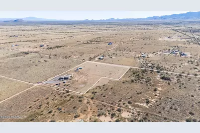 564 W Knox Street, Pearce, AZ 85625 - Photo 4