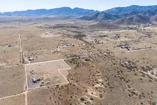 564 W Knox St, Pearce, AZ 85625 - Photo 16