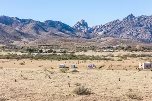 564 W Knox St, Pearce, AZ 85625 - Photo 14