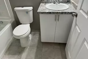 2581 E Pinal Vista, Tucson, AZ 85713 - Photo 2