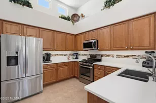 9867 N Heavenly Sky Dr, Tucson, AZ 85737 - Photo 16