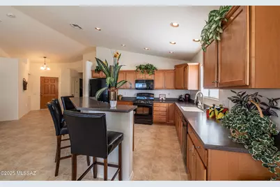 5374 W Senita Cactus Court, Marana, AZ 85658 - Photo 18