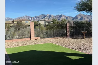 11804 N Sage Brook Road, Oro Valley, AZ 85737 - Photo 2