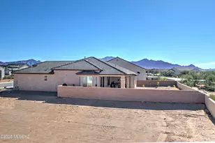 1915 N Banneker Ln, Green Valley, AZ 85614 - Photo 24