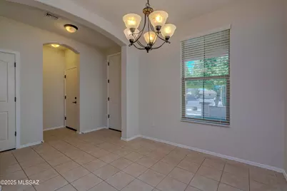 8592 N Western Juniper Terrace, Tucson, AZ 85743 - Photo 6