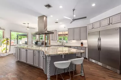 1043 W Saddlehorn Drive, Oro Valley, AZ 85704 - Photo 8