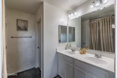 6251 S Reed Bunting Drive, Tucson, AZ 85757 - Photo 16