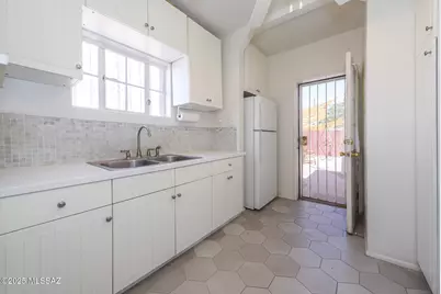116 N Martin Avenue, Tucson, AZ 85719 - Photo 8