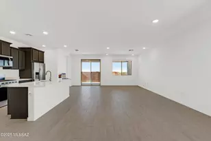 10112 S Arnold Ranch Ct, Vail, AZ 85641 - Photo 2