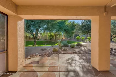 631 W Aspenwood Street, Green Valley, AZ 85614 - Photo 2