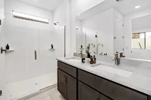 5917 E Jayden Ln, Tucson, AZ 85756 - Photo 12