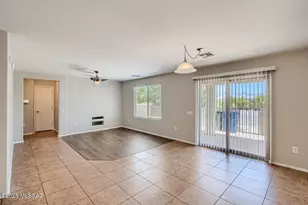 6006 S Hawks Hollow Ct, Tucson, AZ 85747 - Photo 4