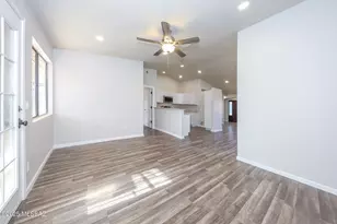 1801 W Great Oak Dr, Tucson, AZ 85746 - Photo 12