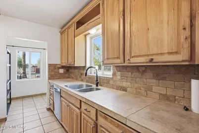105 S Irving Avenue, Tucson, AZ 85711 - Photo 22