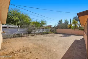 105 S Irving Ave, Tucson, AZ 85711 - Photo 44