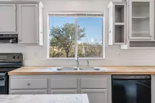 11745 S Kicking Horse Pl, Vail, AZ 85641 - Photo 18