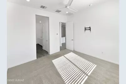 10881 W Yates Lane, Marana, AZ 85653 - Photo 12