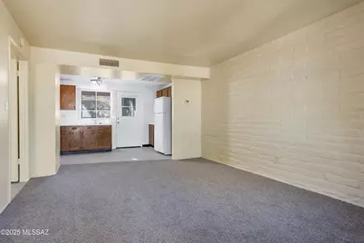 341 W Camino Penasco #B, Green Valley, AZ 85614 - Photo 6