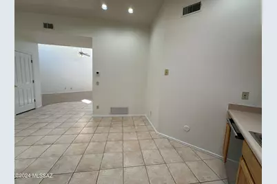 8435 N Hanks Place, Tucson, AZ 85704 - Photo 14