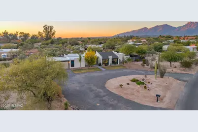 9340 E Paseo Tierra Verde, Tucson, AZ 85749 - Photo 2
