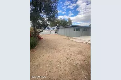 8032 E Kenyon Drive, Tucson, AZ 85710 - Photo 18