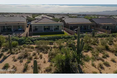 10843 N Cactus Point Drive, Tucson, AZ 85742 - Photo 4
