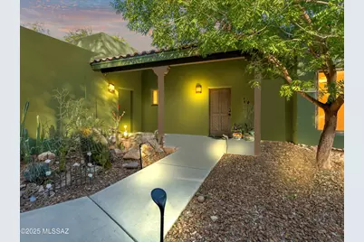 9731 E Kleindale Road, Tucson, AZ 85749 - Photo 1
