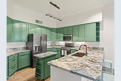 9731 E Kleindale Road, Tucson, AZ 85749 - Photo 14