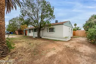 418 E Roger Rd, Tucson, AZ 85705 - Photo 2