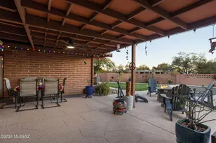 8615 N Hickory Dr, Tucson, AZ 85704 - Photo 30
