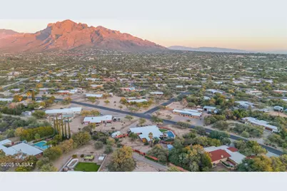 8615 N Hickory Drive, Tucson, AZ 85704 - Photo 38