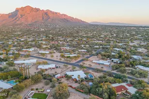 8615 N Hickory Dr, Tucson, AZ 85704 - Photo 38