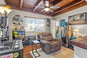 8615 N Hickory Dr, Tucson, AZ 85704 - Photo 14