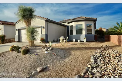 938 W Ashworth Road, Green Valley, AZ 85614 - Photo 2