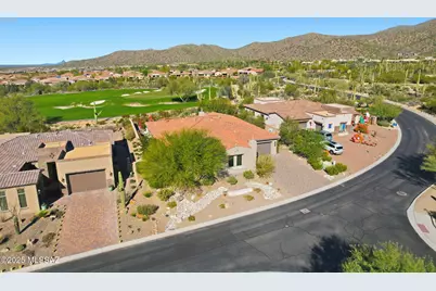 14195 N Los Saguaros Drive, Marana, AZ 85658 - Photo 4